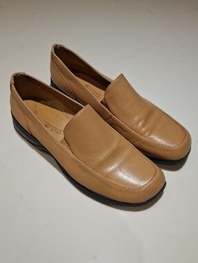Deer Stags Tan/Caramel Classic/Timeless Square-toe Leather Loafers (Size 10)